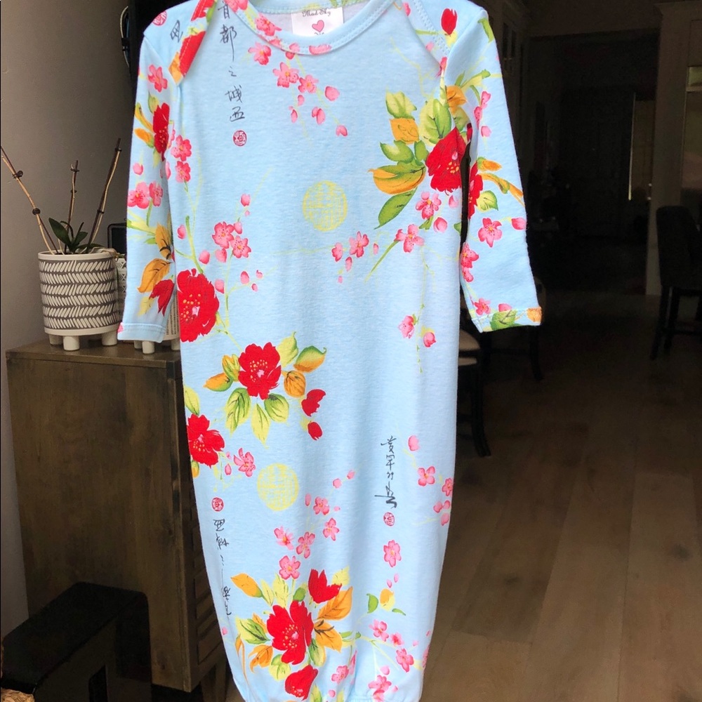 NWT Mad‎ Sky SAC Gown w Elastic Bottom in Blue